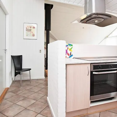 Four-bedroom Holiday In 1 別荘